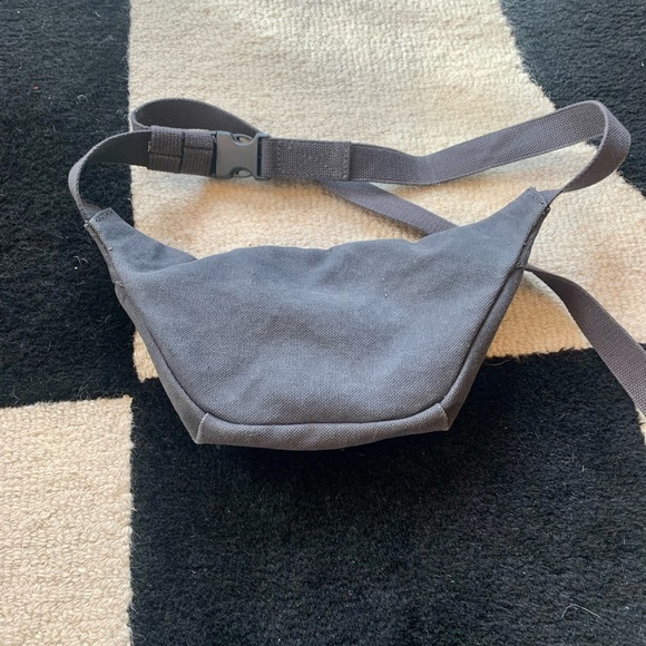 NWOT Madewell Free and Easy Fanny Pouch - Picture 5 of 5